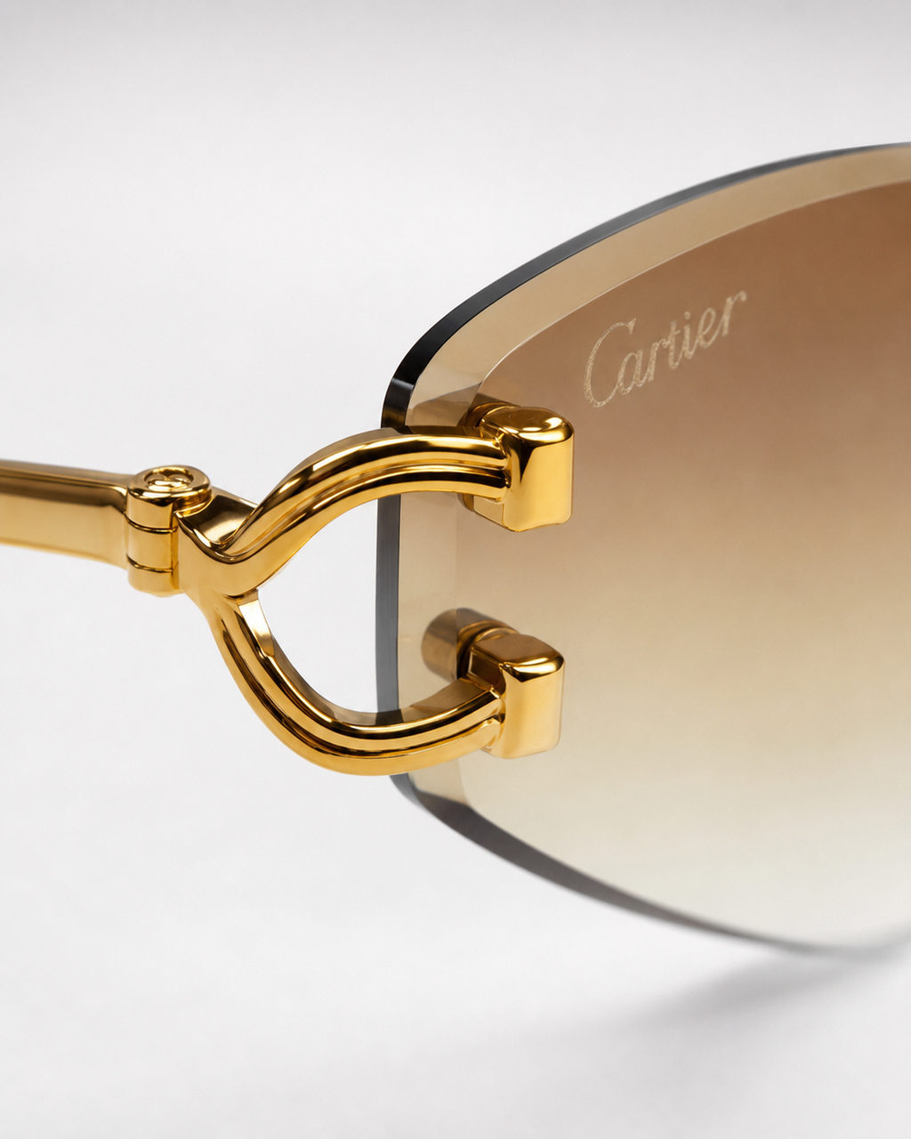 CR Signature C Butterfly Gradient Sunglasses