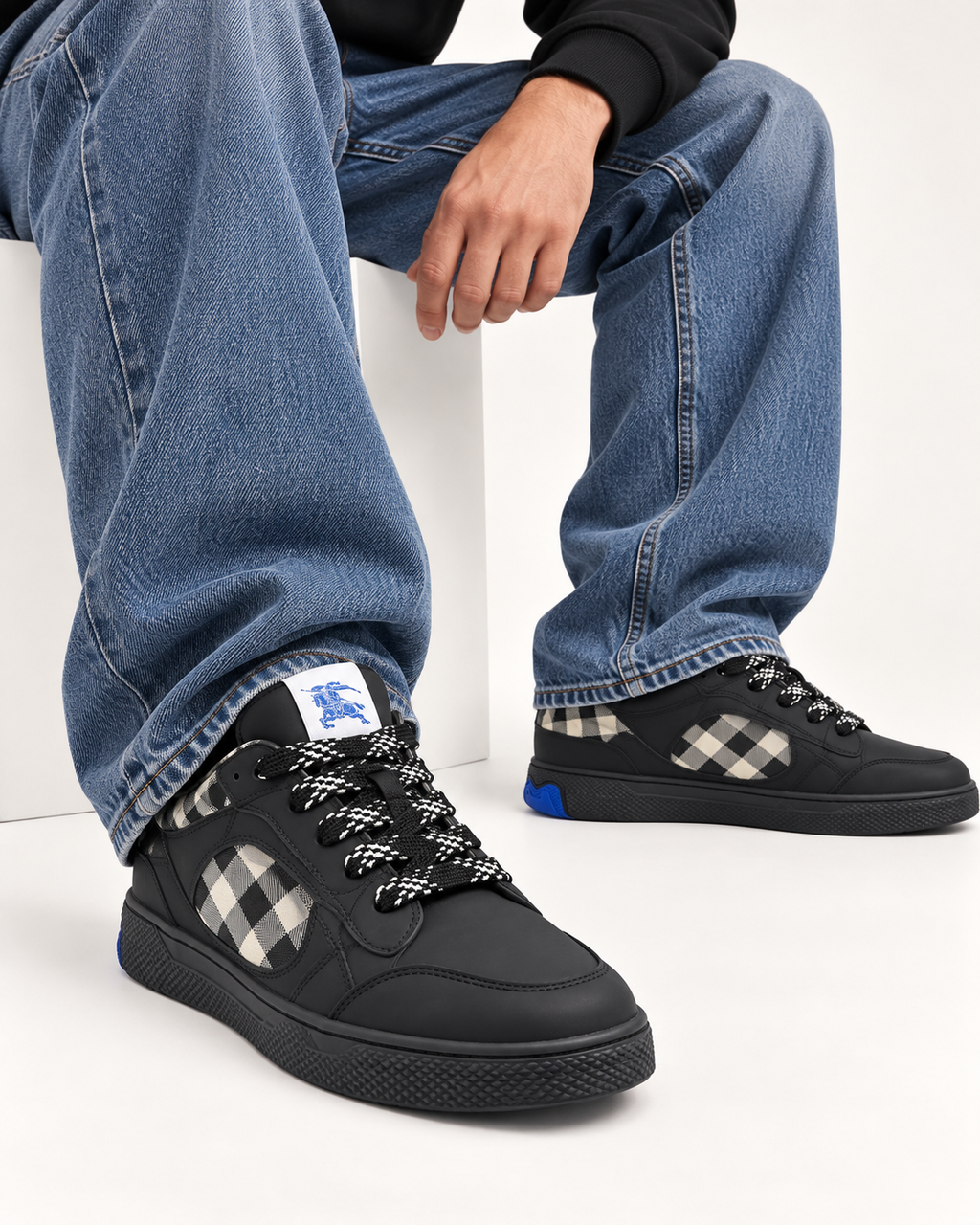 Men’s Black Check Low-Top Sneakers - Codex Image 22 Sept 2026, 14 19 36