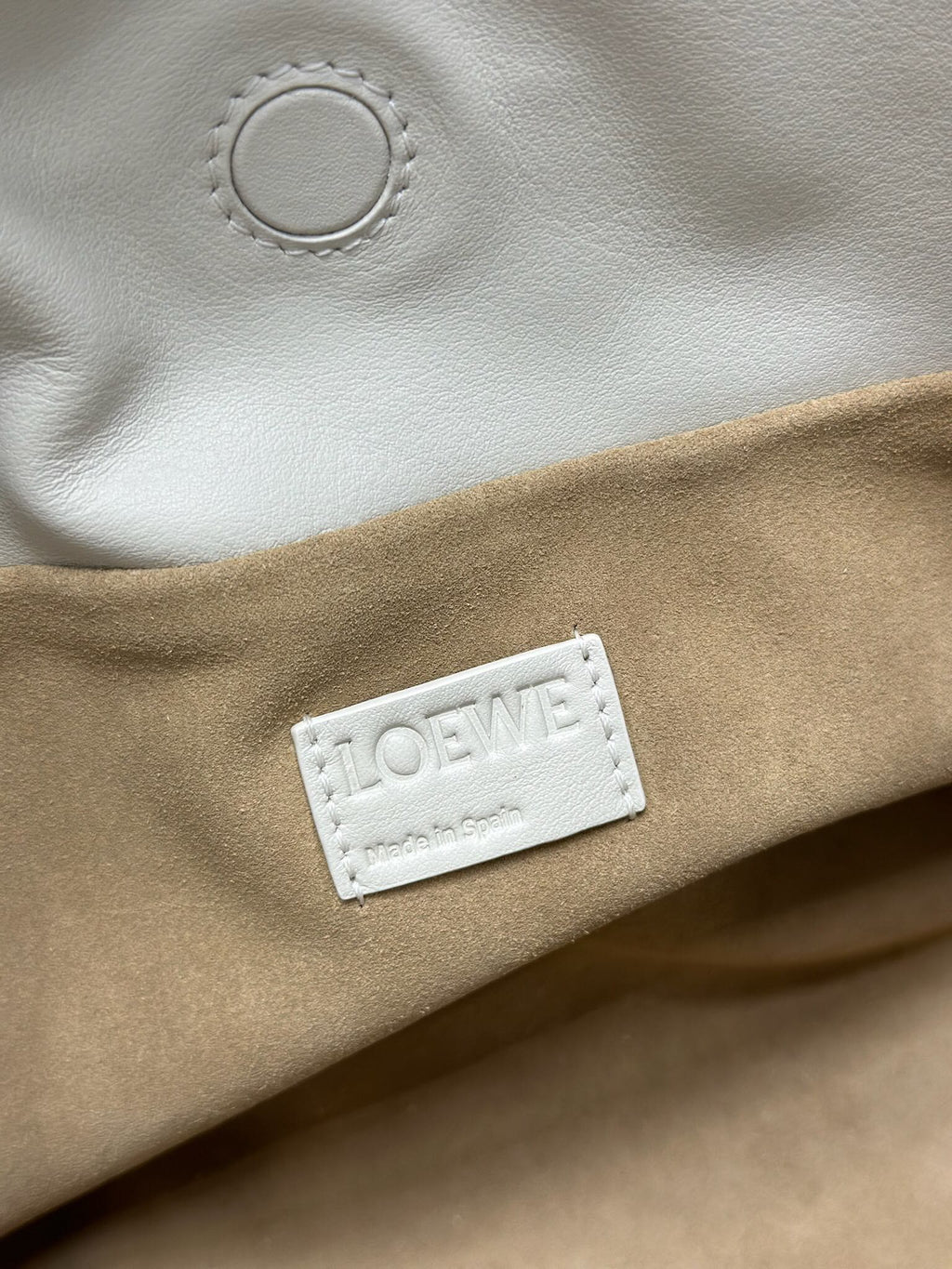 Catalogue article f25a88f7dc — view 9