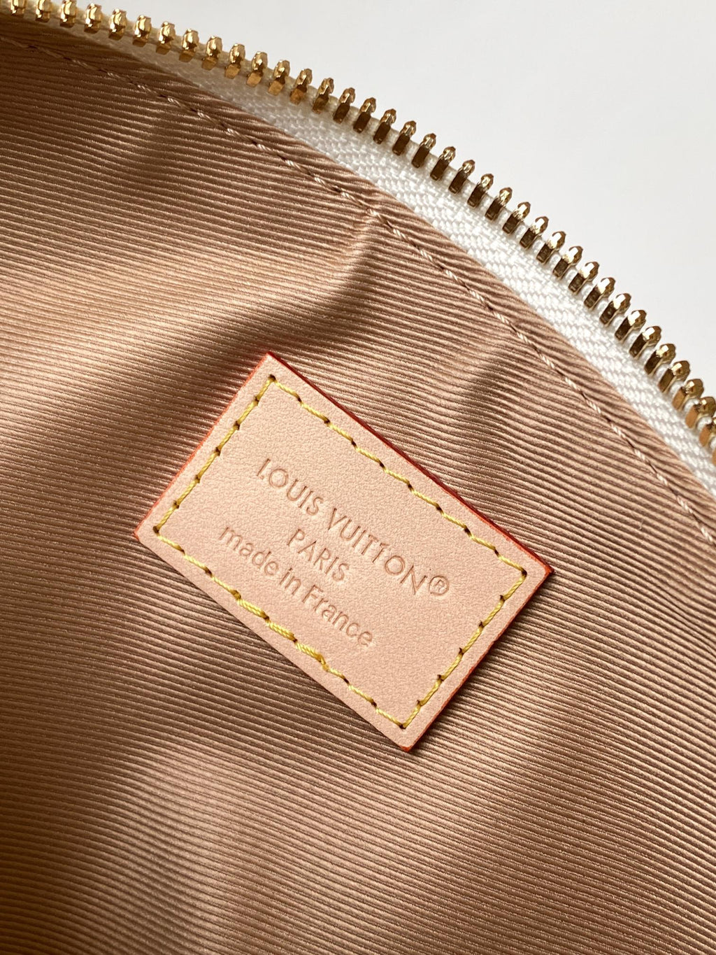Catalogue article 2844454852 — view 9