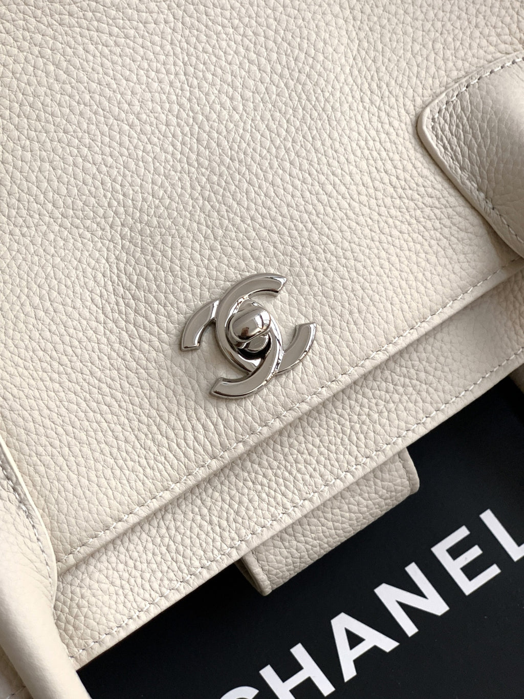 Catalogue article 81610022a3 — view 5