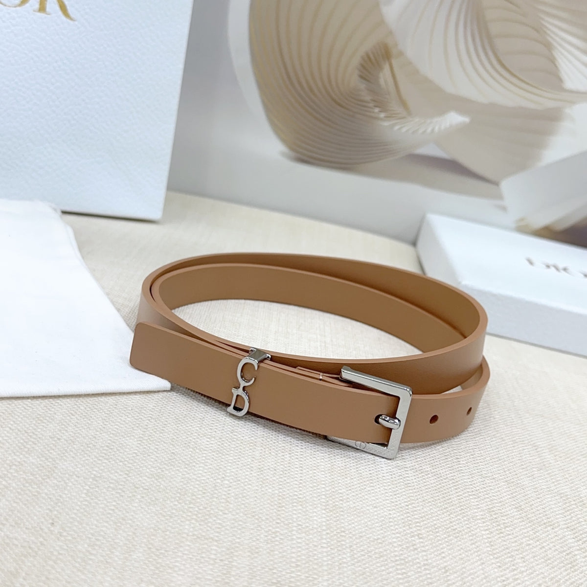 Catalogue article ac96987849 — view 2
