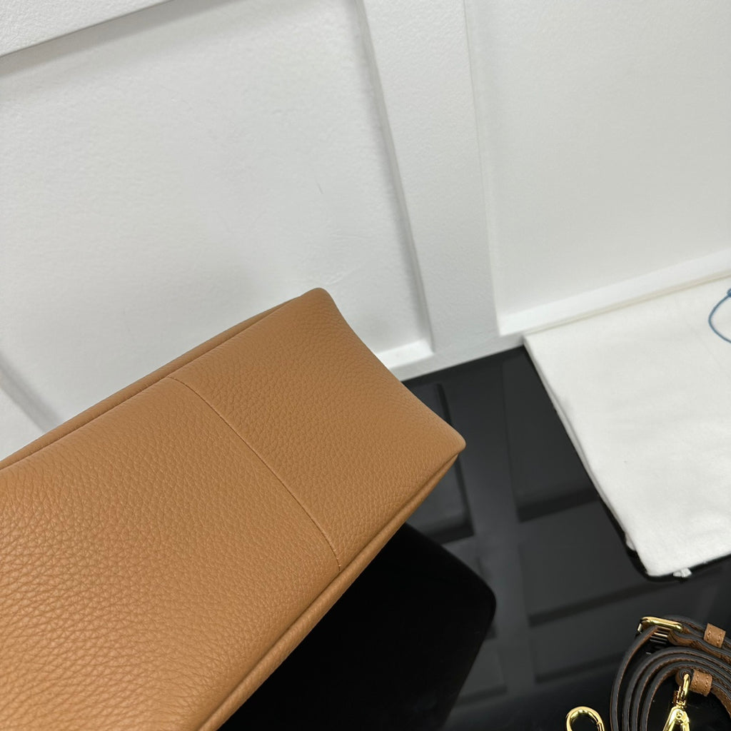 Catalogue article a2a8b72410 — view 5