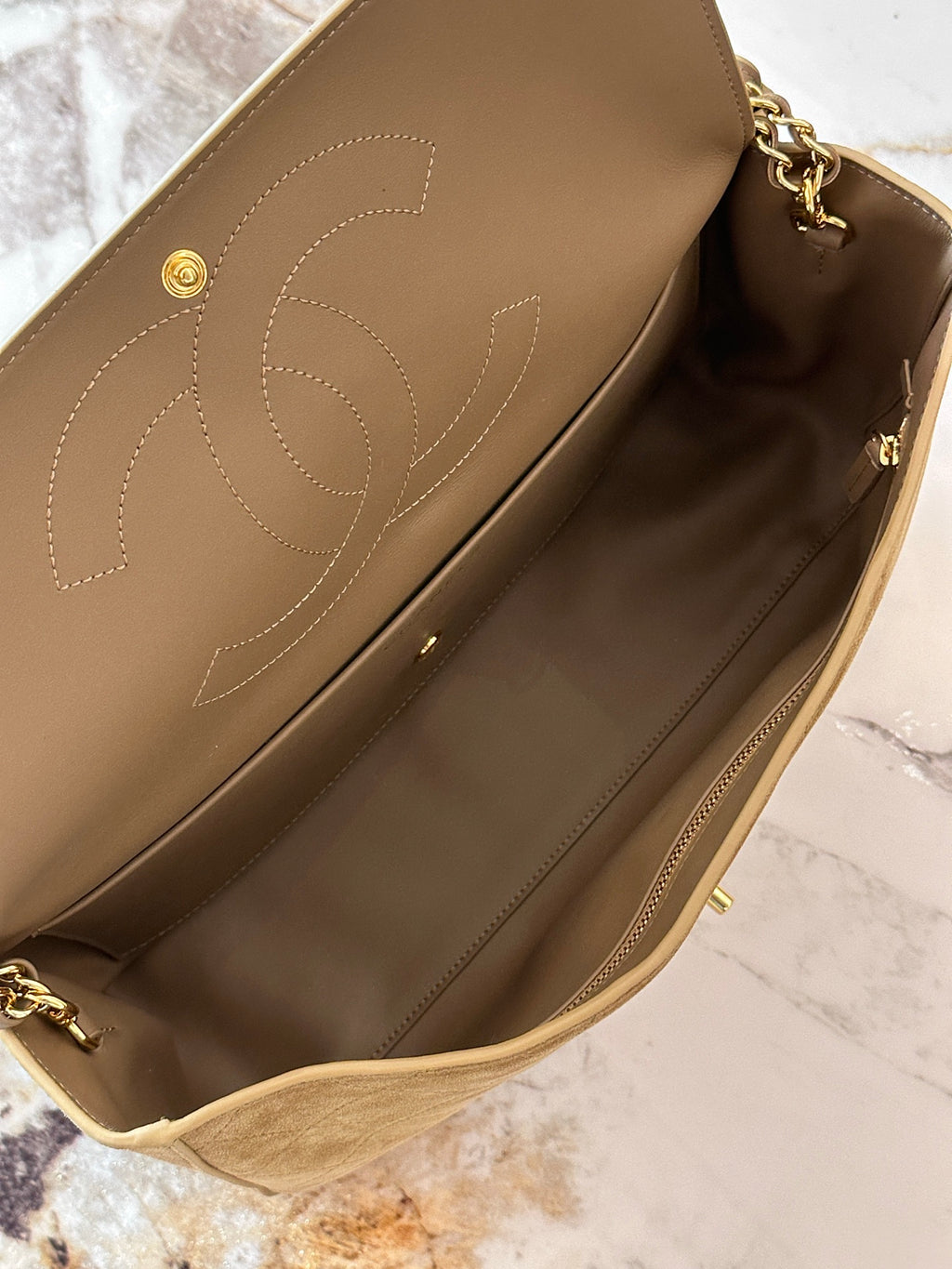 Catalogue article 361b53abfd — view 9