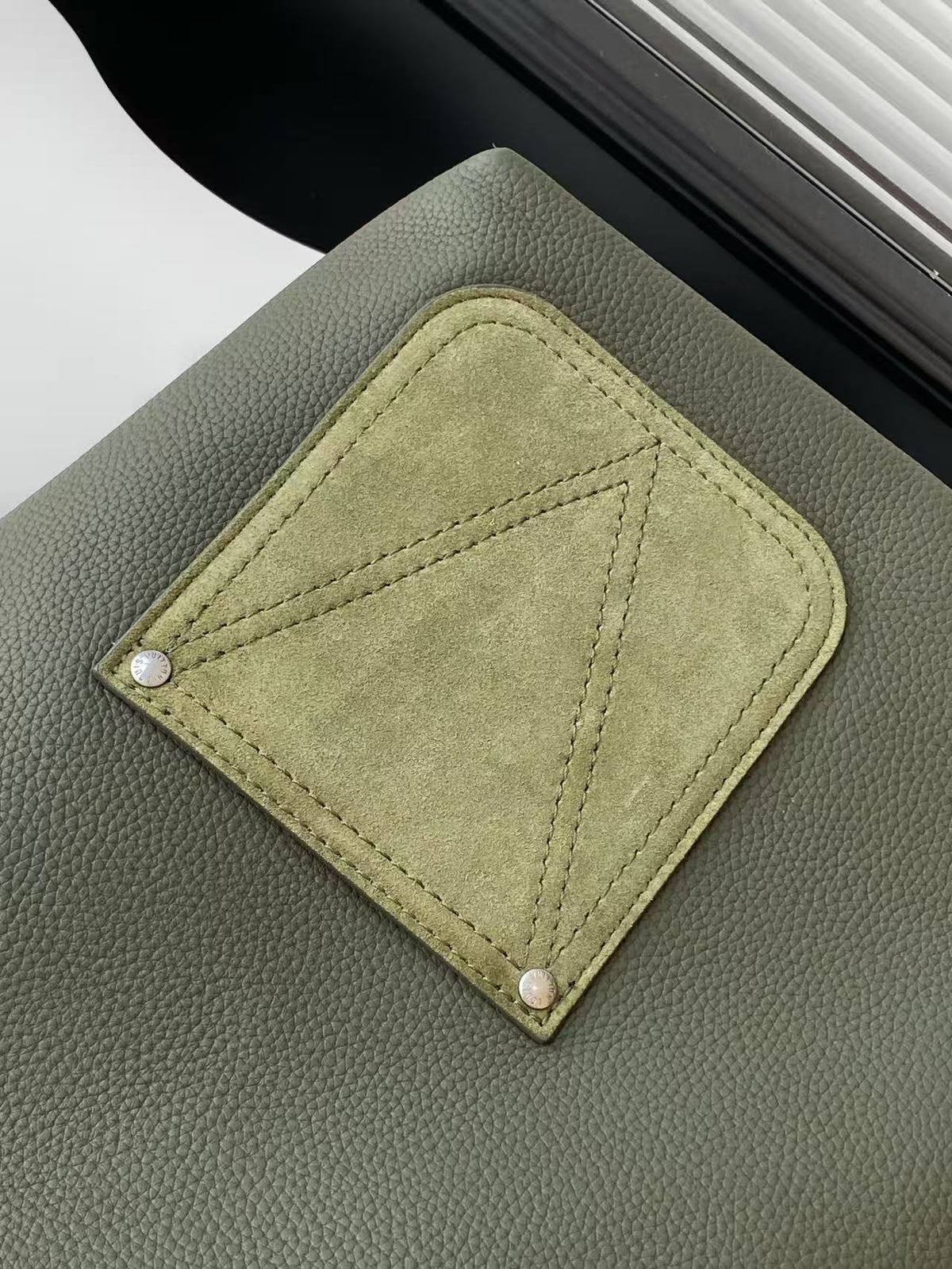 Catalogue article 6db844ccb5 — view 7