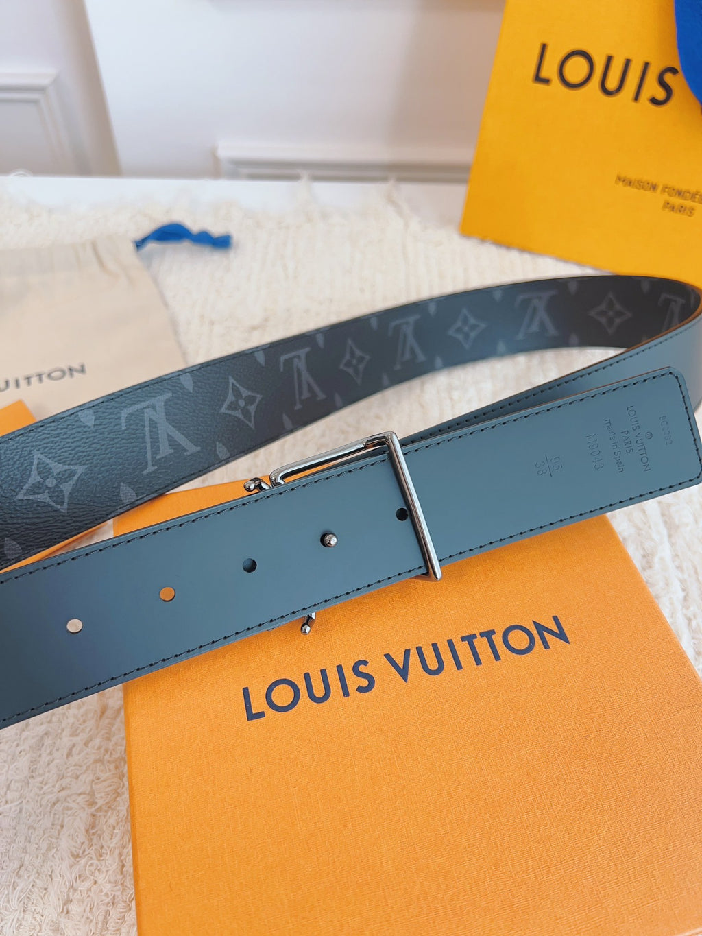 Catalogue article 72c9069226 — view 8