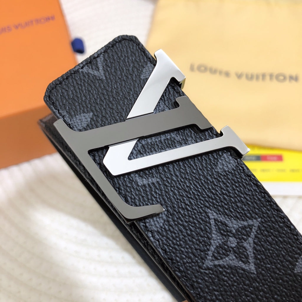 Catalogue article 74cfcb5899 — view 2