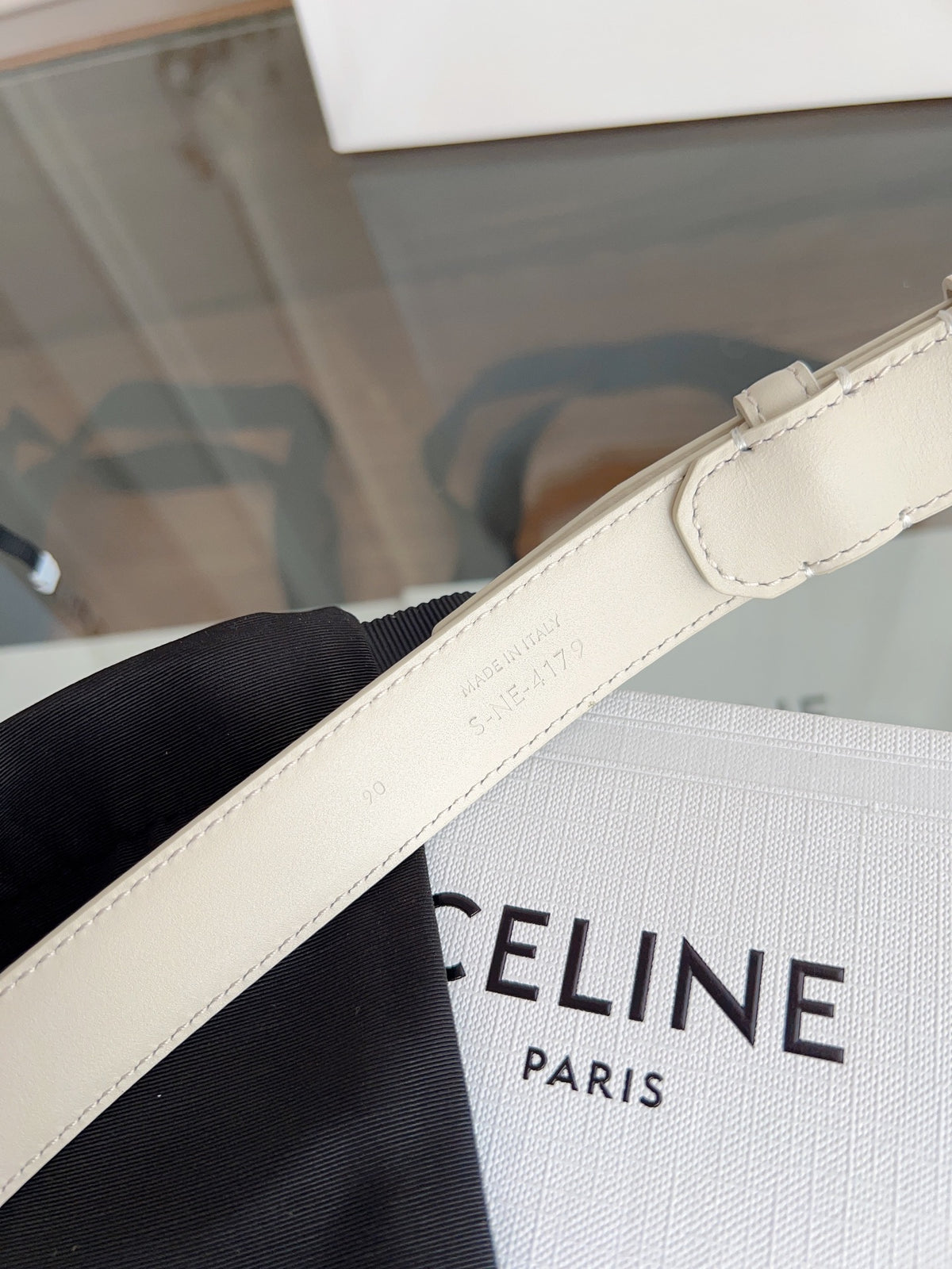 Catalogue article 8471559b2d — view 8