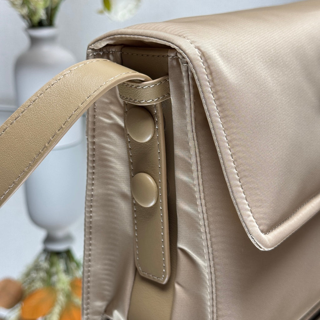 Catalogue article 0d842727eb — view 6