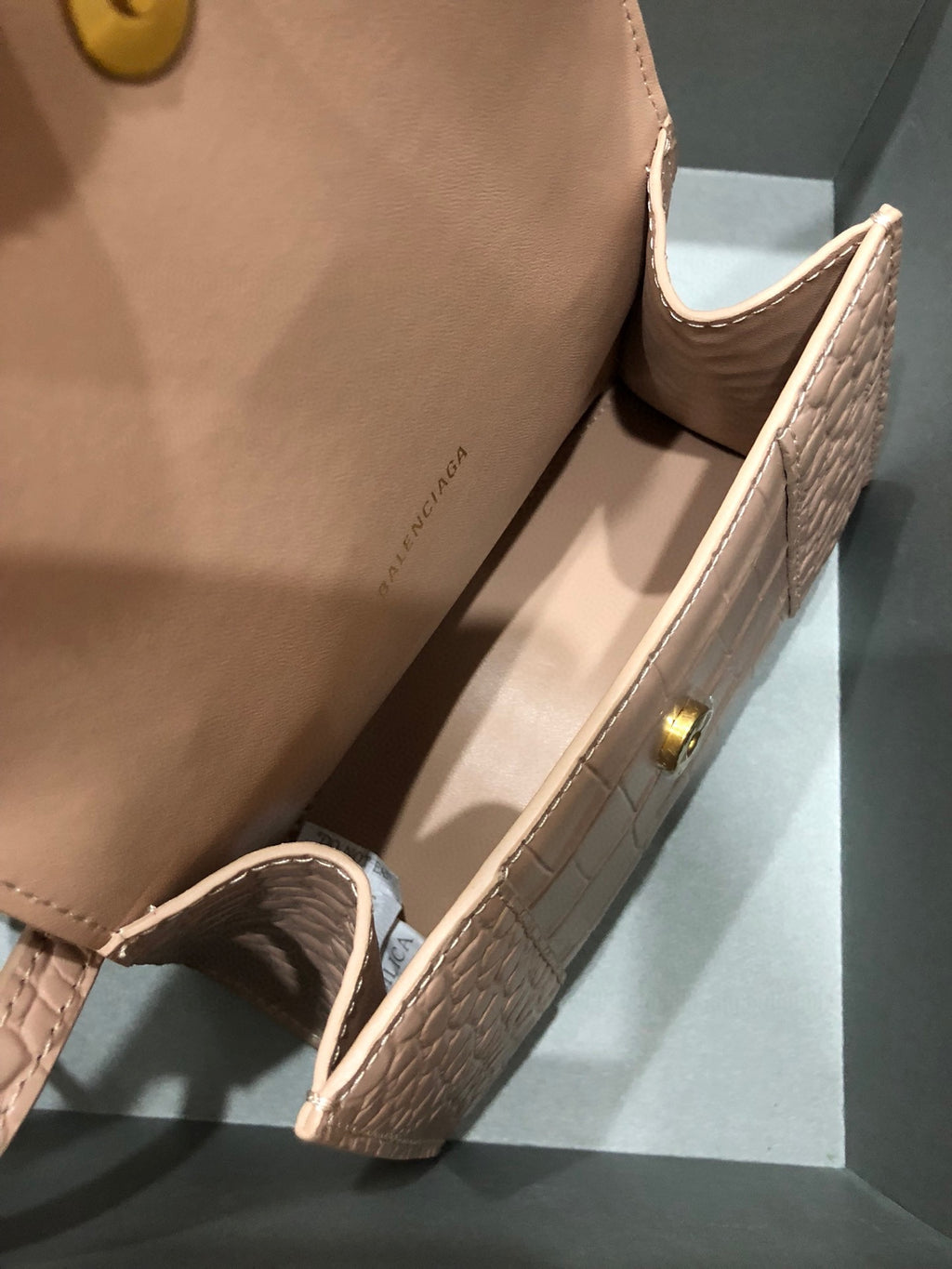 Catalogue article 38fd305c53 — view 8