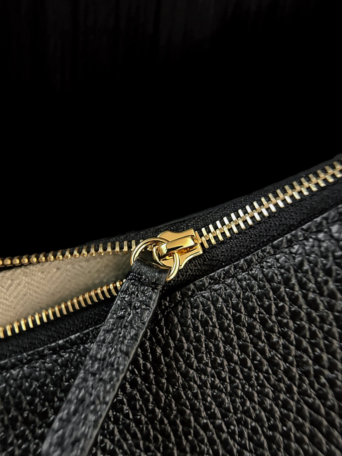 Catalogue article a426765e85 — view 8