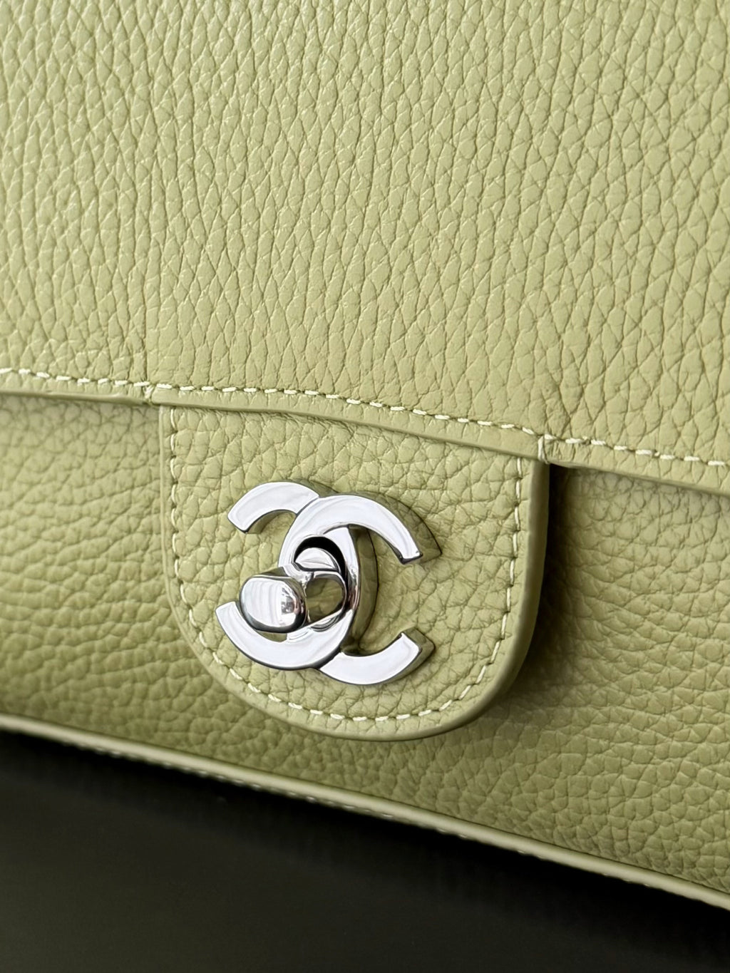 Catalogue article 1f77159247 — view 5