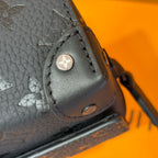 Louis Vuitton Wallets and Card Holders M81746 — Catalogue 121142