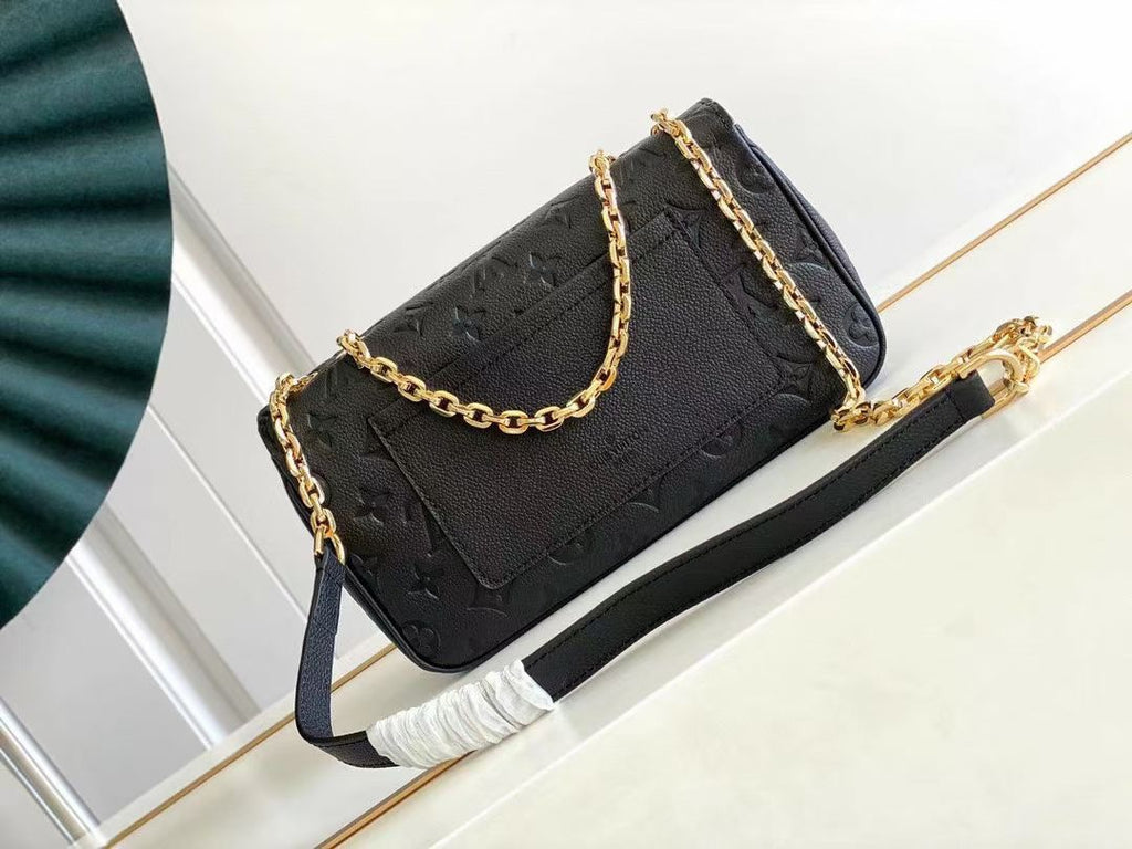 Catalogue article 3e4c703707 — view 3