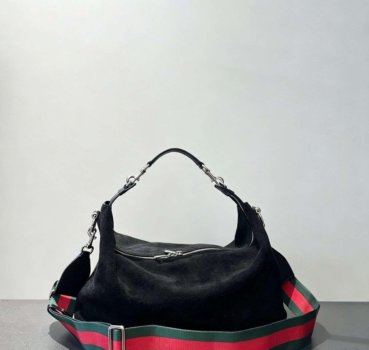 Catalogue article 5a7db20c33 — view 1