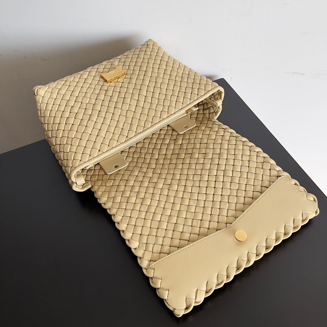 Catalogue article da416caba7 — view 5