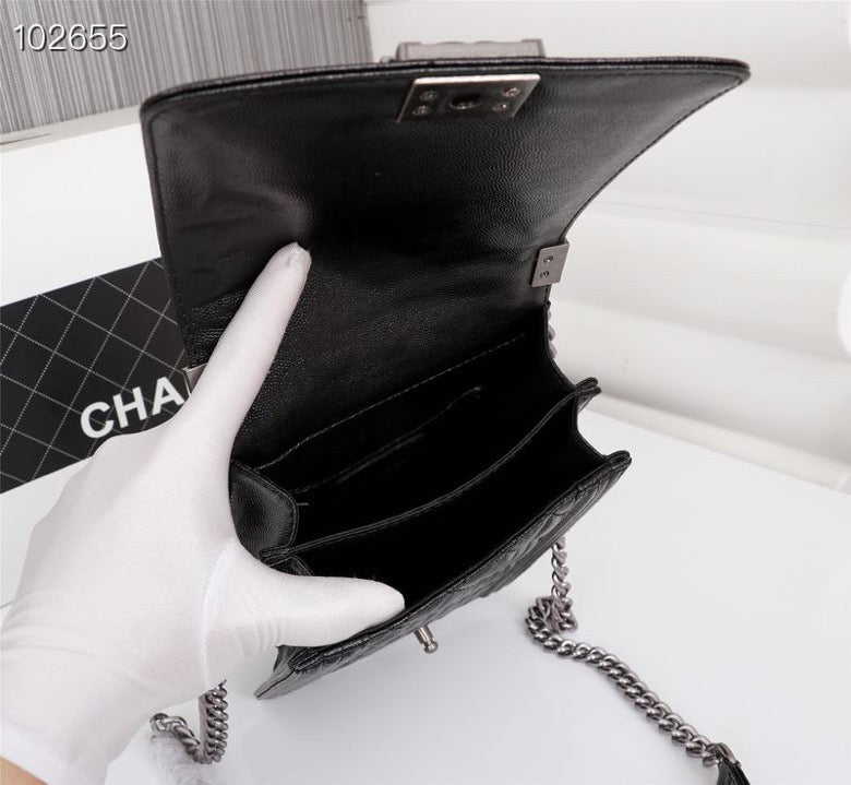 Catalogue article 185b01b532 — view 9
