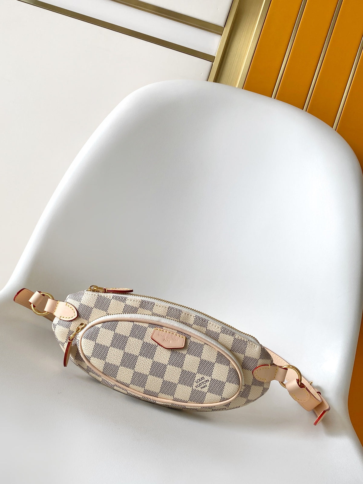 Catalogue article 2844454852 — view 1