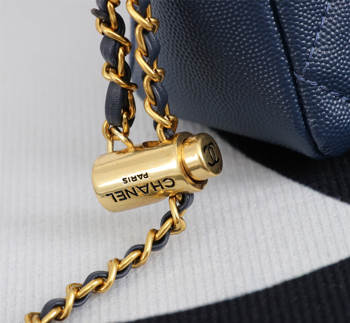 Catalogue article 37428915e2 — view 6