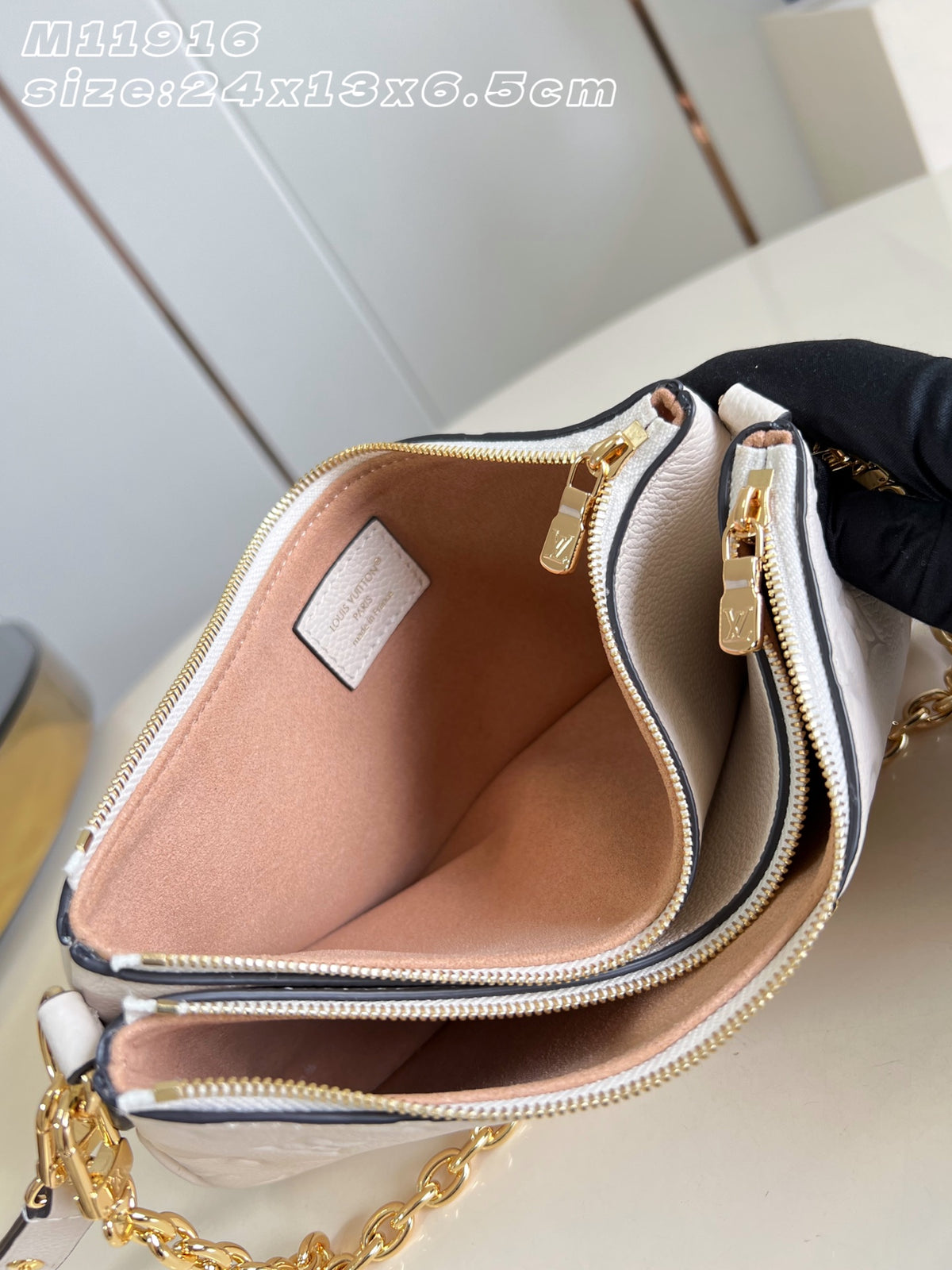 Catalogue article 3853936576 — view 8