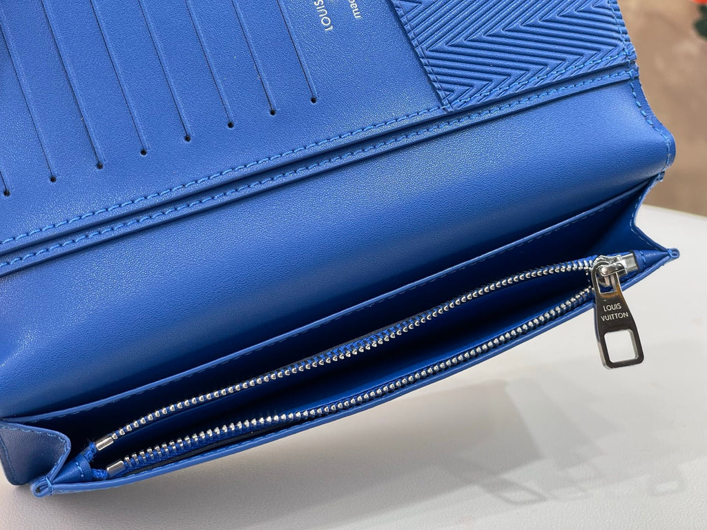 Catalogue article 154f4464a8 — view 9