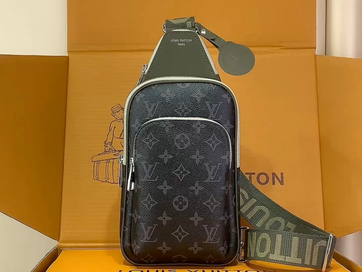 Catalogue article 086c0671b6 — view 1