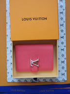 Louis Vuitton Capucines Wallet — Catalogue 942745