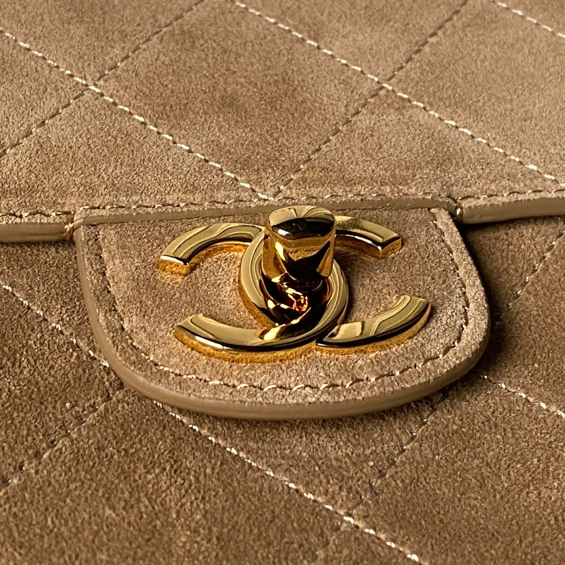 Catalogue article ef363eb4e5 — view 3
