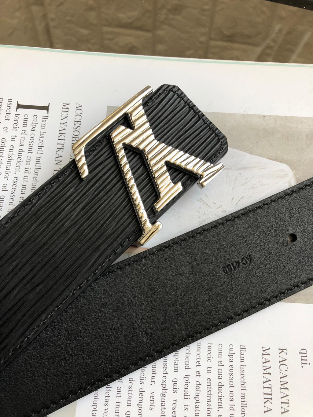 Catalogue article 87aceec150 — view 5