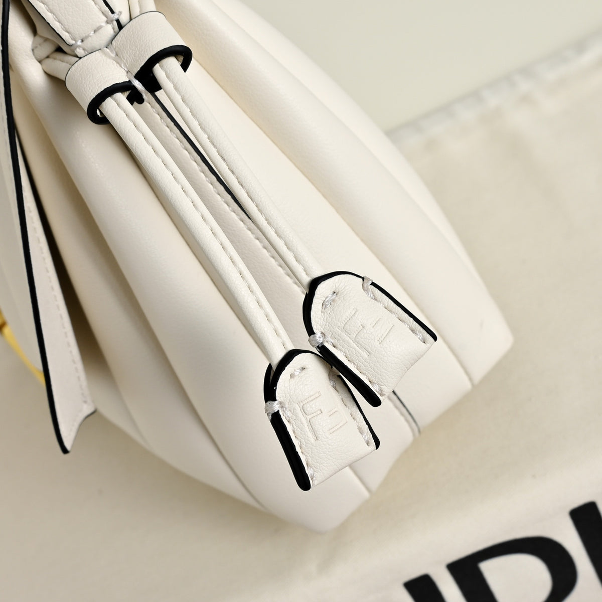 Catalogue article 5d2c9124db — view 4