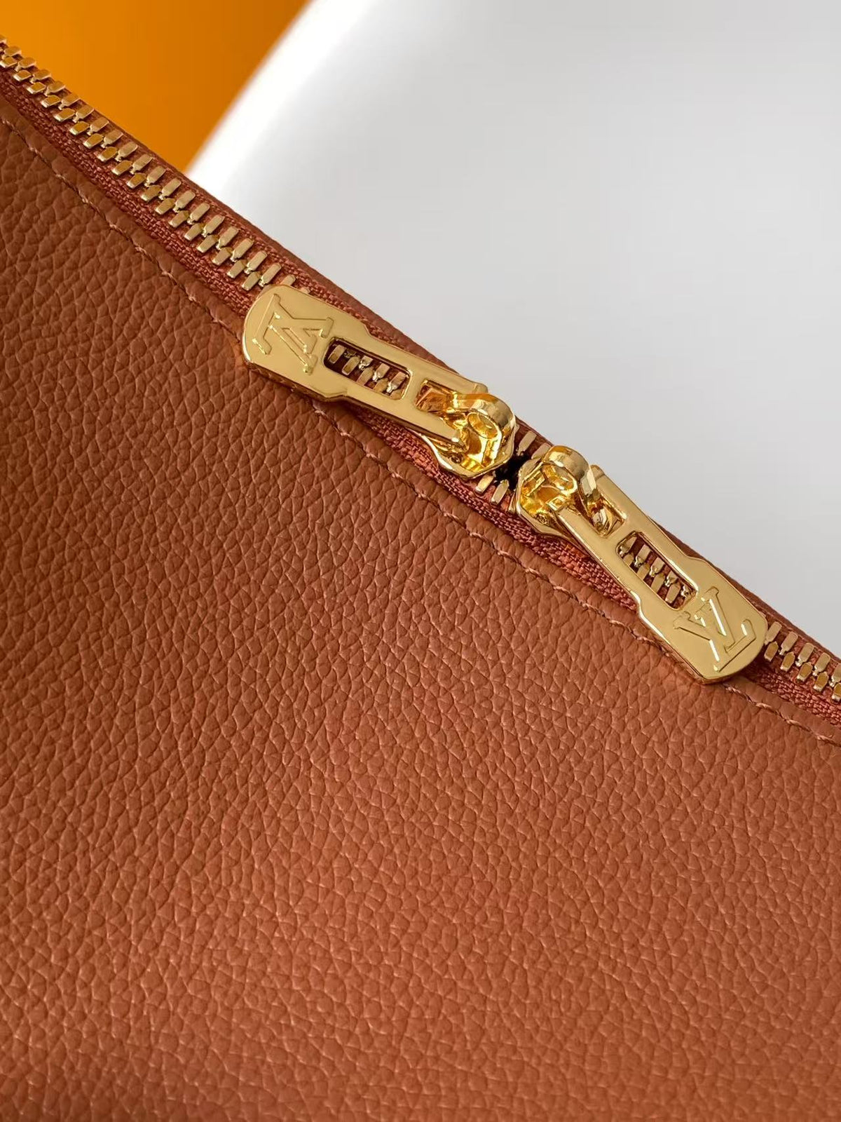 Catalogue article b5eb37bfd3 — view 5