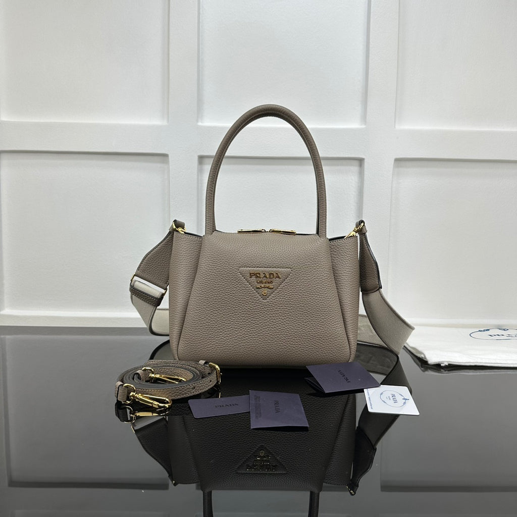 Catalogue article bfa16fb137 — view 1