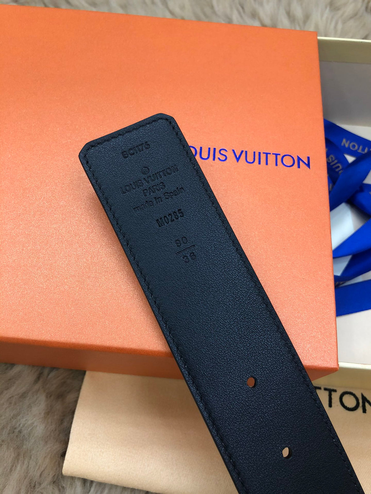 Catalogue article 2481446472 — view 6