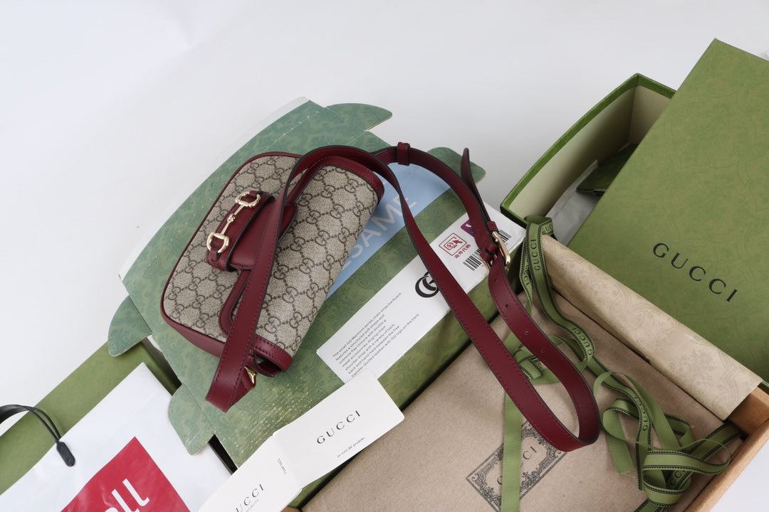 Catalogue article 9742b82011 — view 1
