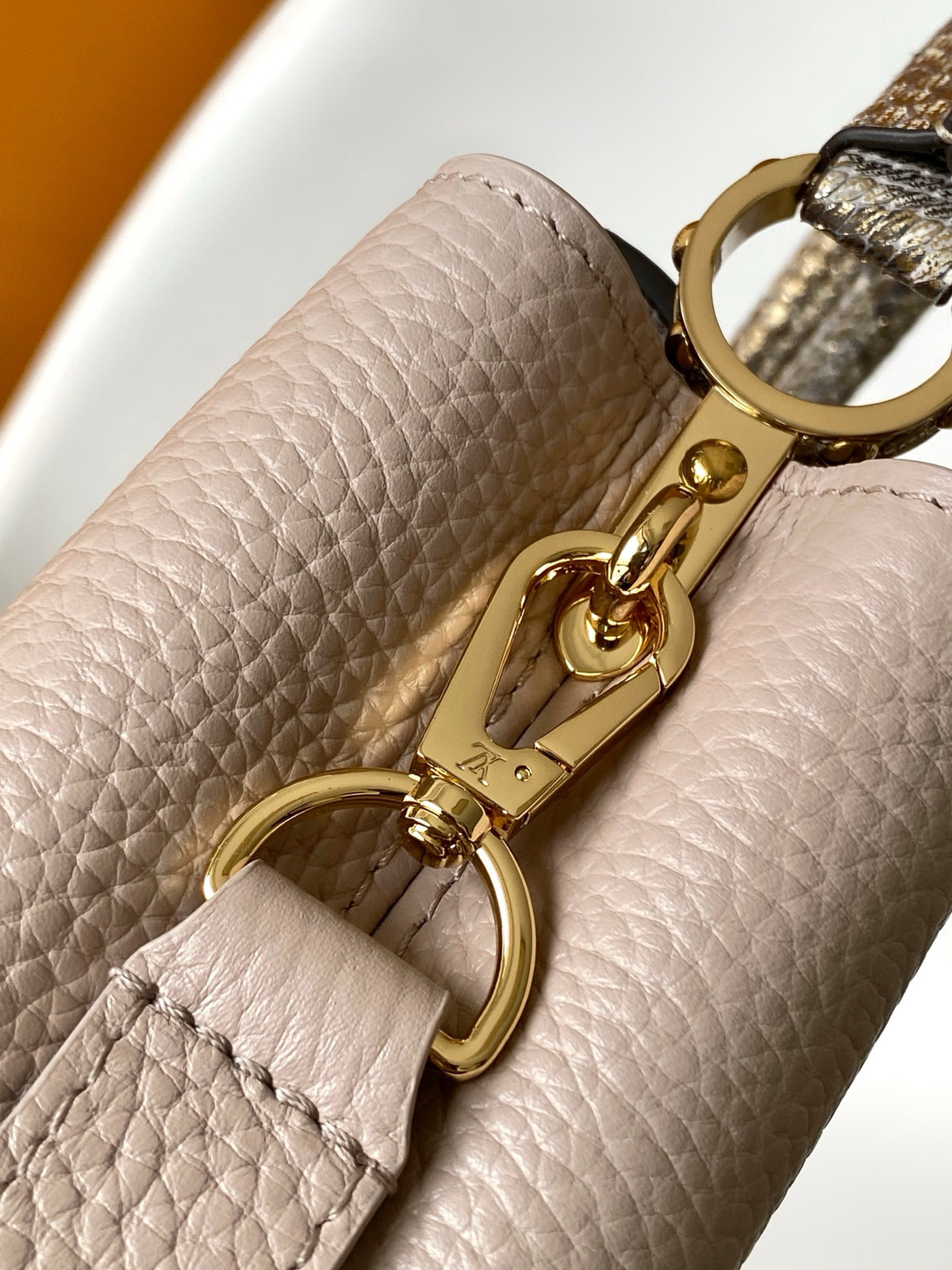 Catalogue article 343a0d2e25 — view 6