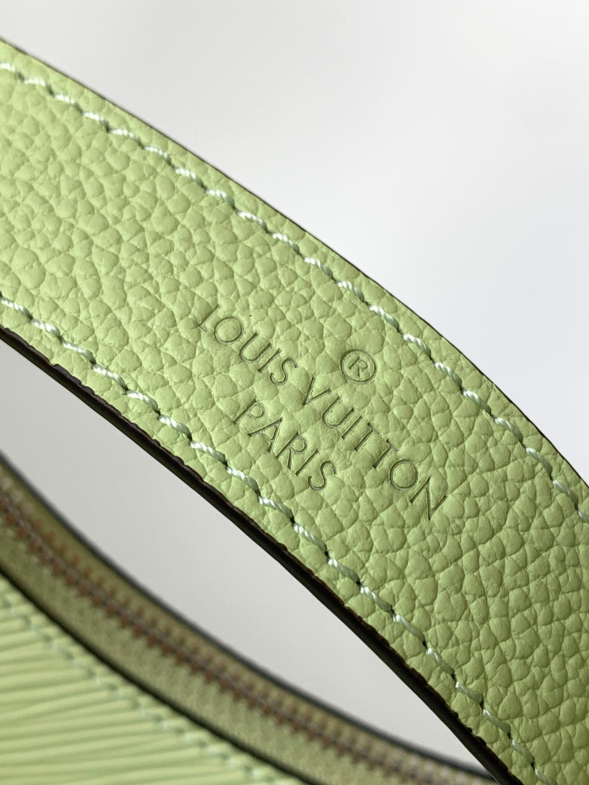 Catalogue article 79e1e74e2f — view 6