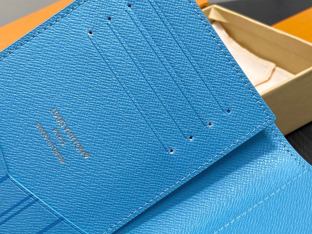 Catalogue article 1b250df7b0 — view 2