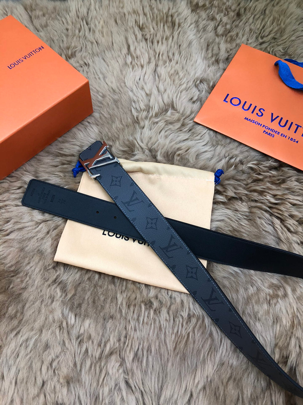 Catalogue article 2481446472 — view 5