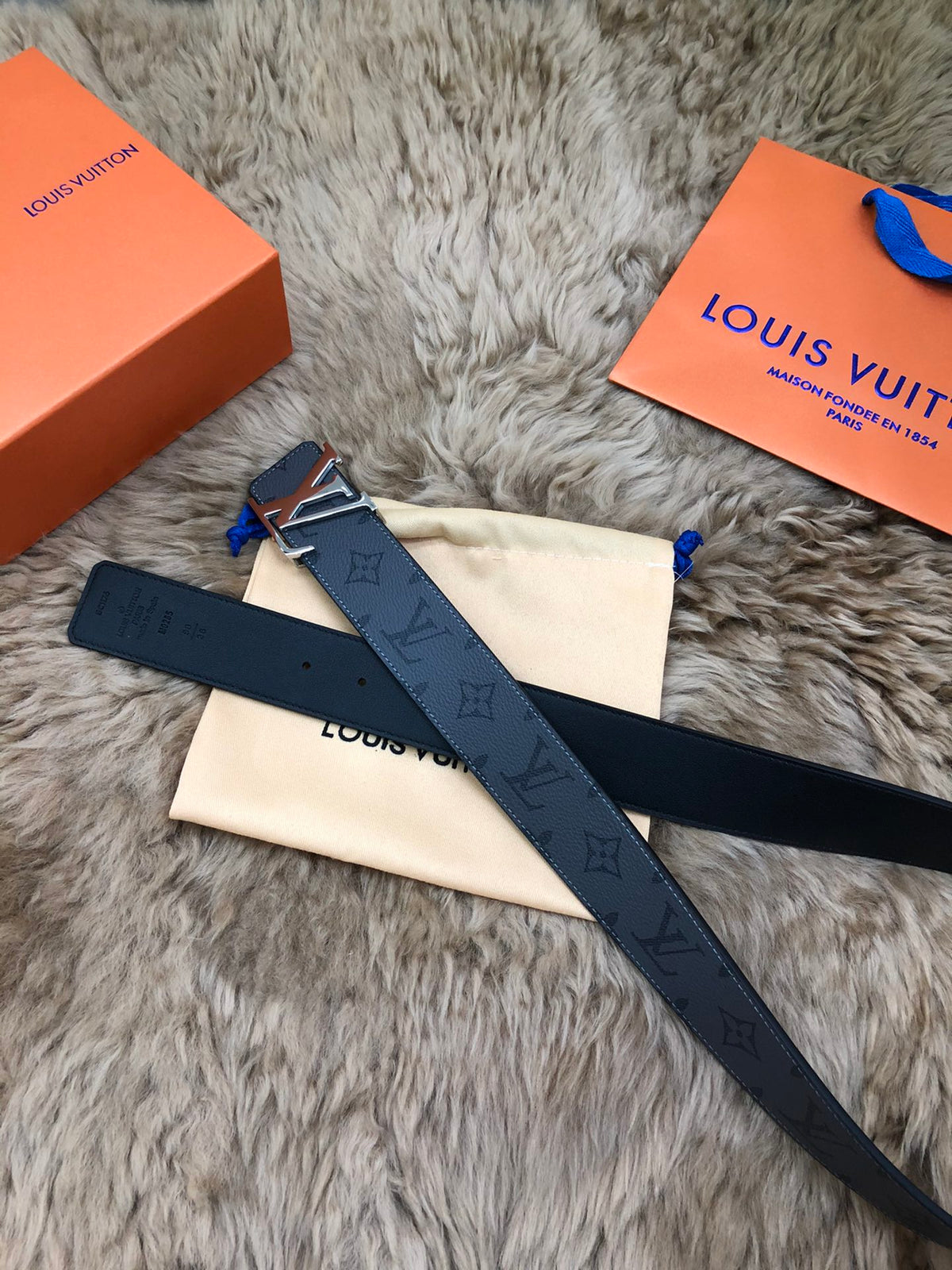 Catalogue article 2481446472 — view 5