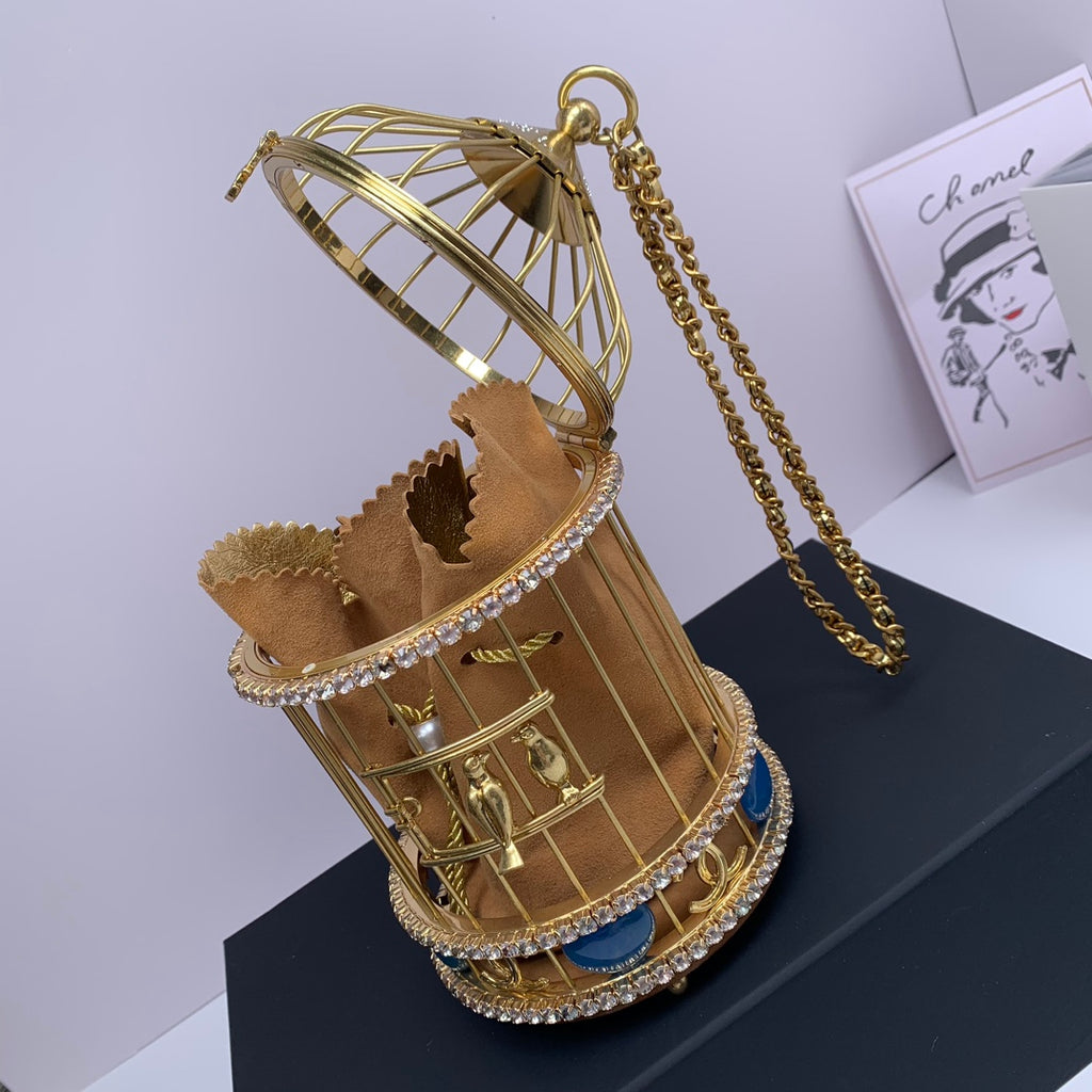Catalogue article 8f3bd9ad9d — view 4