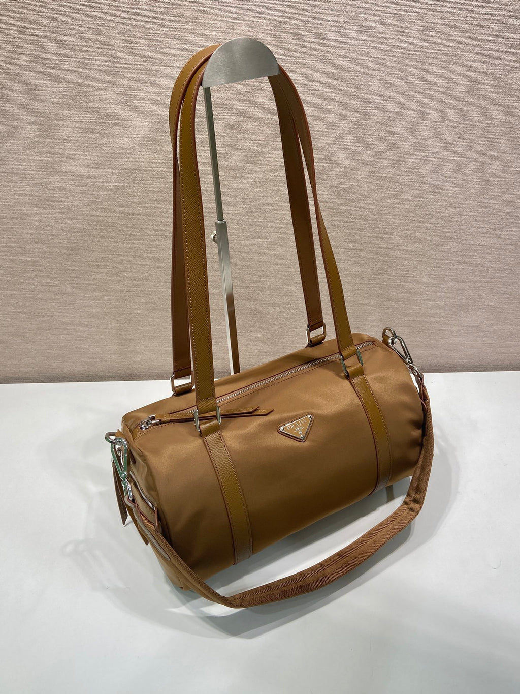 Catalogue article b2fb12c324 — view 2