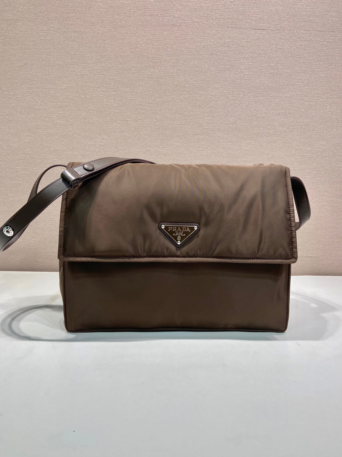 Catalogue article 619b3501f0 — view 1