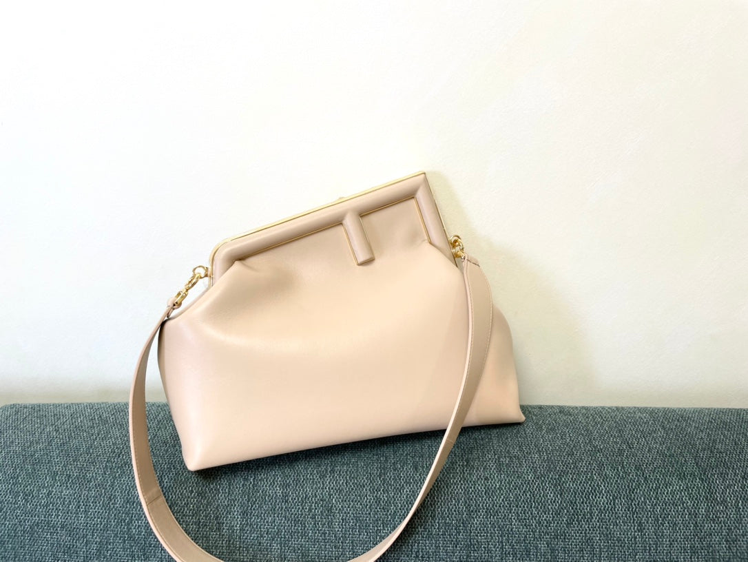 Catalogue article 37aa071b8b — view 1