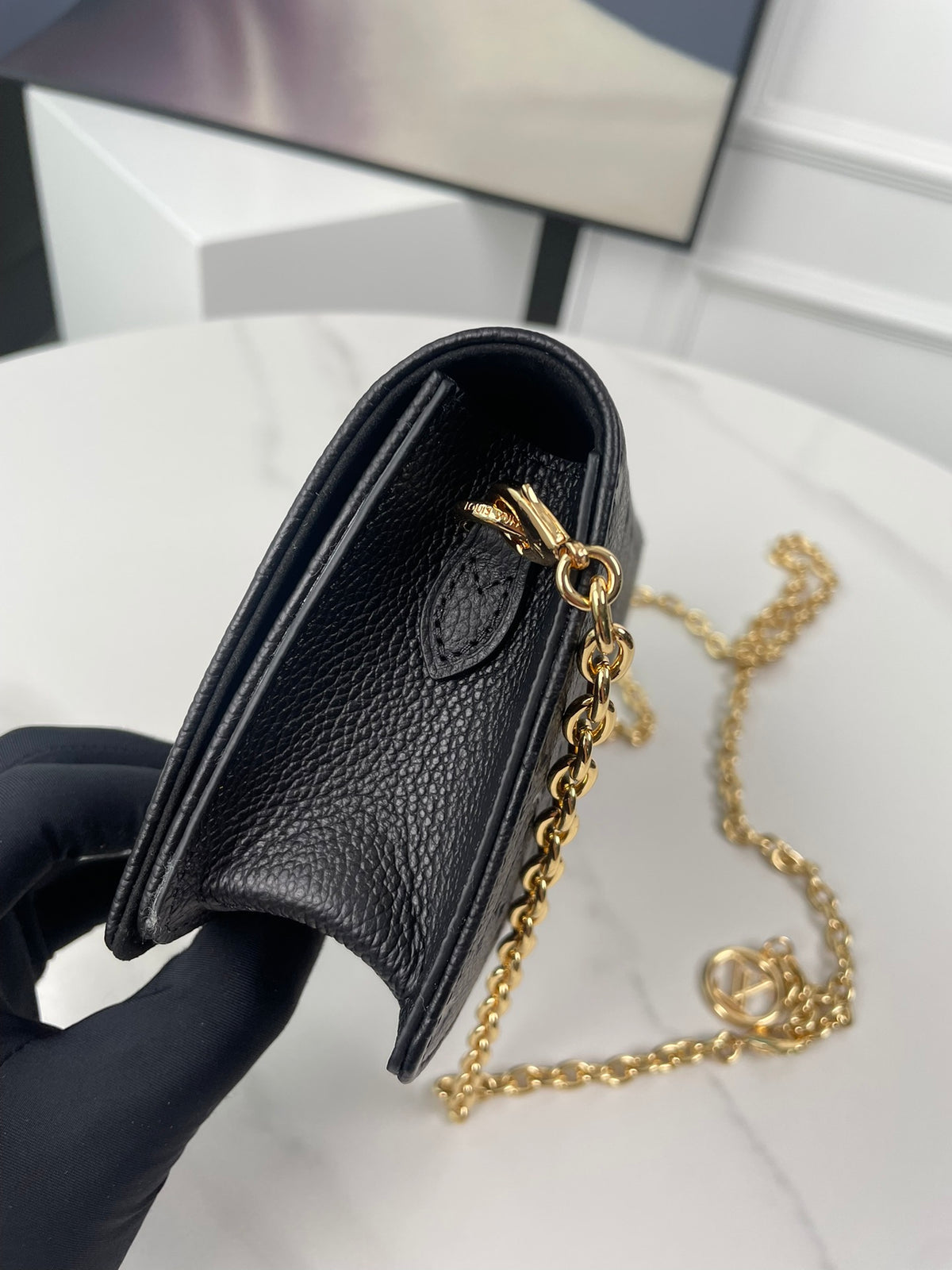Catalogue article 8acfc7046f — view 5