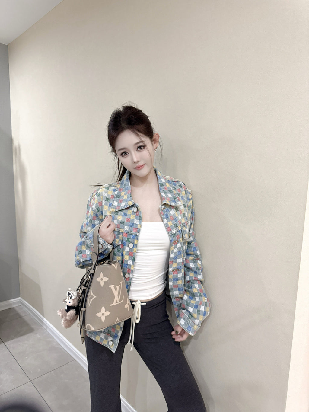 All In BB Bucket Bag — Grey — view 6