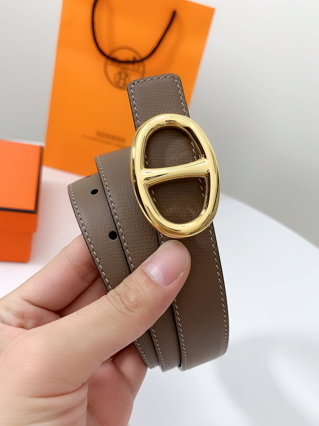 Catalogue article a18260749e — view 2