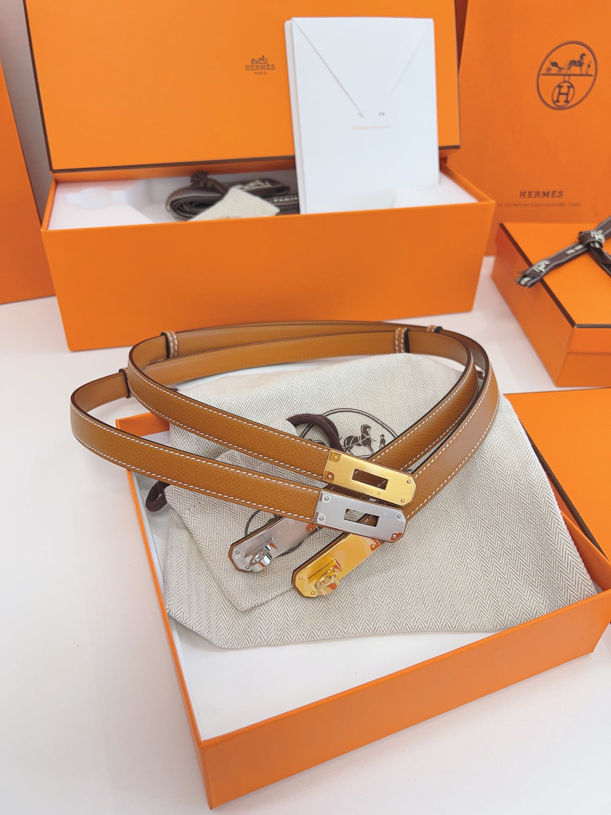 Catalogue article 8960001a88 — view 9