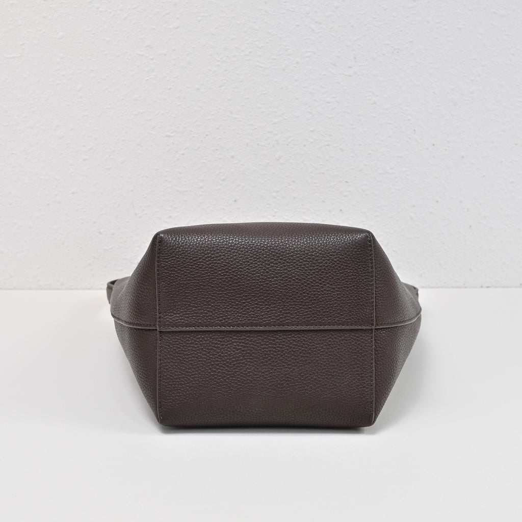 Catalogue article 5e08272468 — view 9