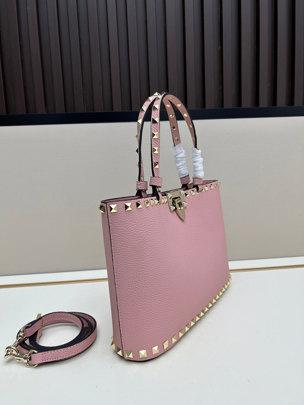 Catalogue article d31c3dc5b9 — view 2