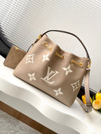 Louis Vuitton Handbags M47209 — Catalogue 103903